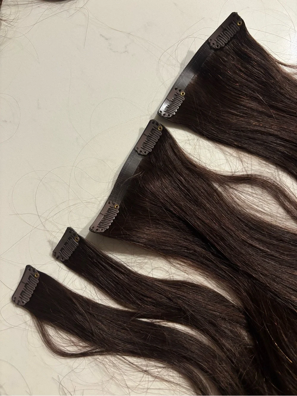 Dark Brown 22” Real Human Hair Clip in Extensions (141 grams) 7 wefts